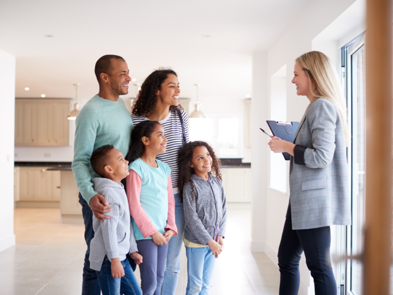 How to Pick a Realtor for You Next Level Homes